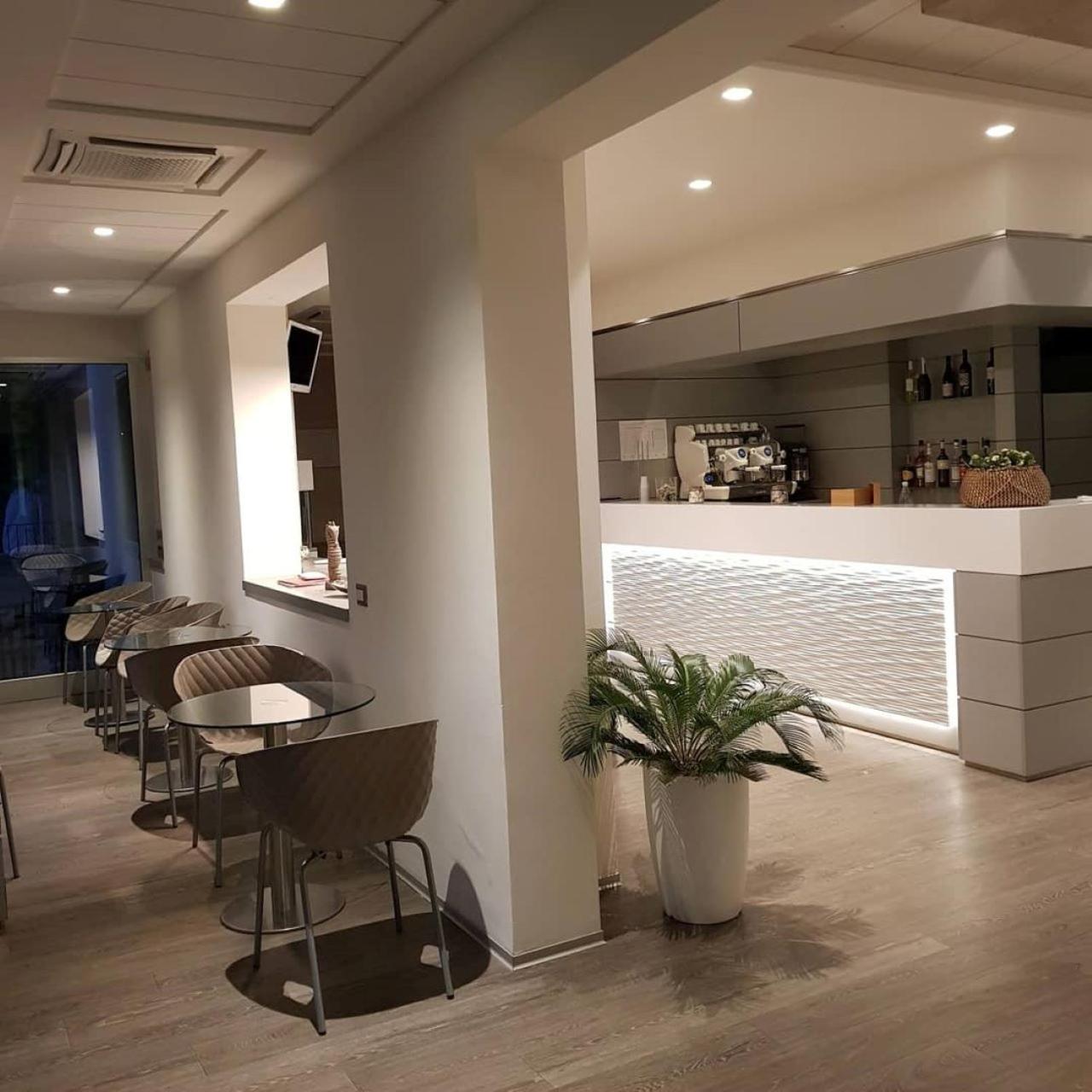 Albergo Aquila Rimini Esterno foto